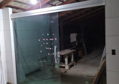 CVBH_Manutenção de cortinas de vidro em BH