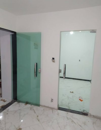Instalação e manutenção de portas em BH_01