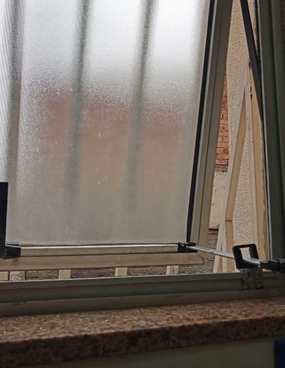 Meia esquadria em geral_CVBH Manutenção e Instalação